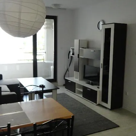 Apartment In Kavatsi *
